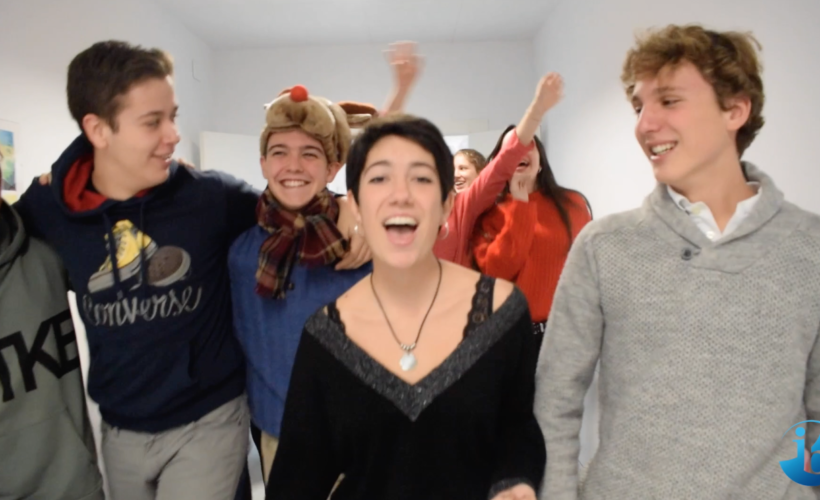Los alumnos del Bachillerato Internacional nos sorprenden con un flashmob