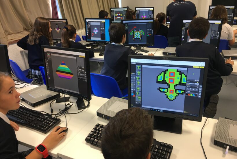 Programar videojuegos y apps en colegio ceu monteprincipe