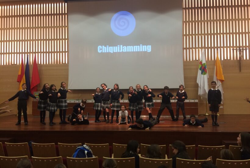 Reforzando la creatividad: los alumnos de Primaria asisten a un teatro de improvisación