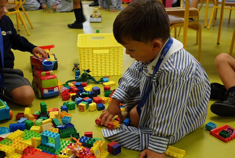 Cómo elegir bien los juguetes para el aprendizaje de nuestros hijos
