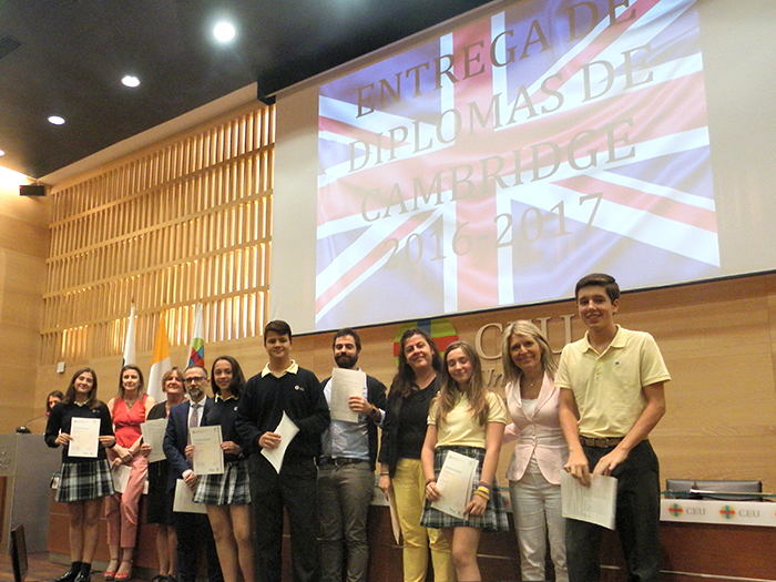 Nuestros alumnos reciben los certificados de la Universidad de Cambridge con resultados excelentes