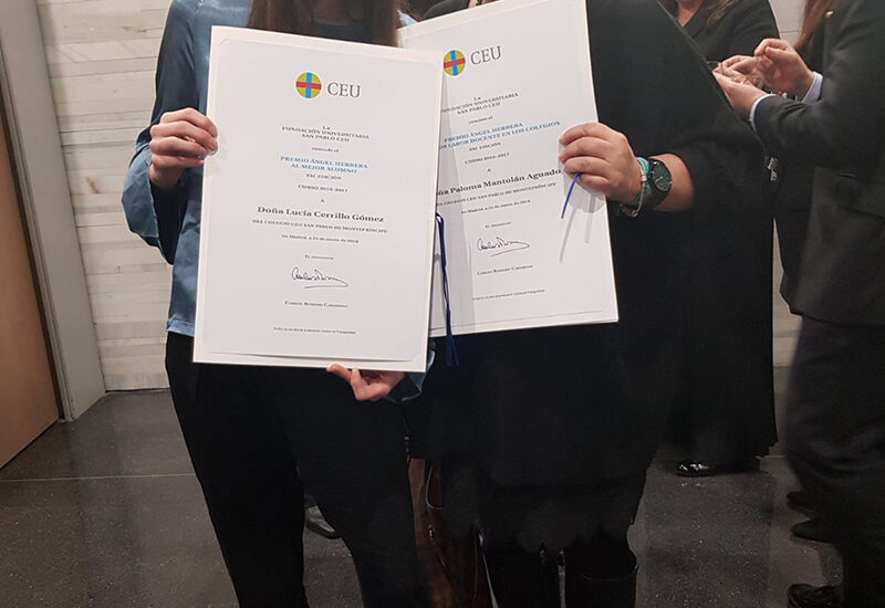 file1 4 &bull; La alumna Lucía Cerrillo y la profesora Paloma Mantolán, galardonadas en los Premios Ángel Herrera