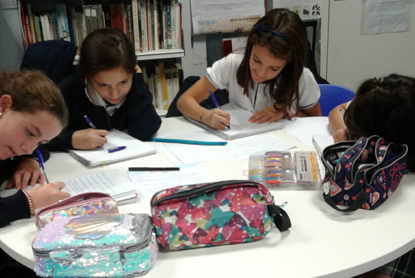 Los alumnos de 5º de Primaria desarrollan la competencia intralingüística e intercultural