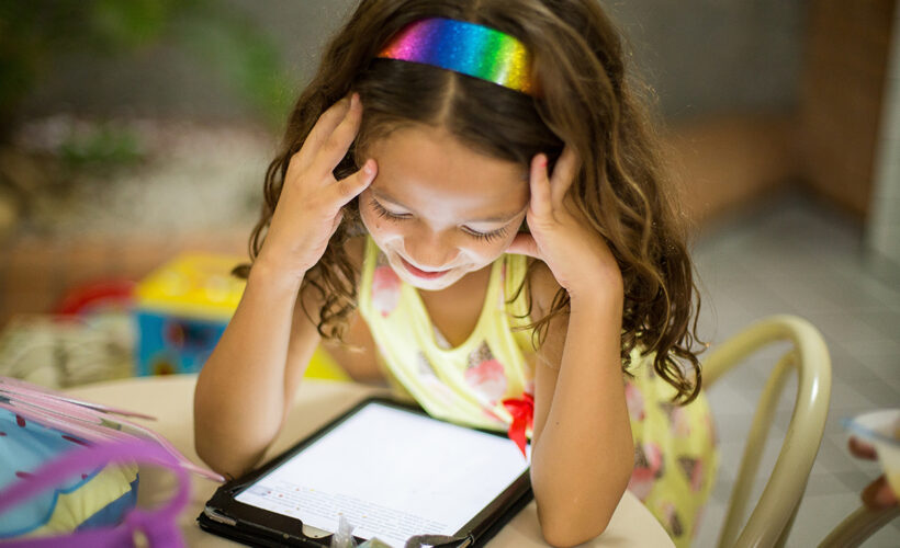 Niños y tecnología buen uso de las pantallas ceu monteprincipe